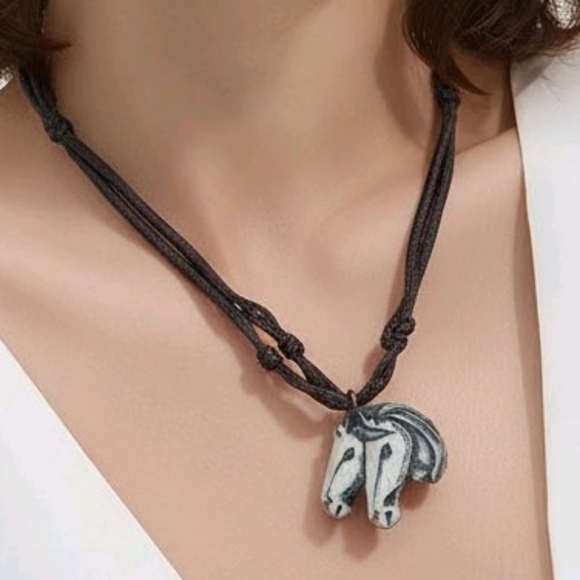 Handmade Jewelry - Horse Pendant Antler Necklace (N56)